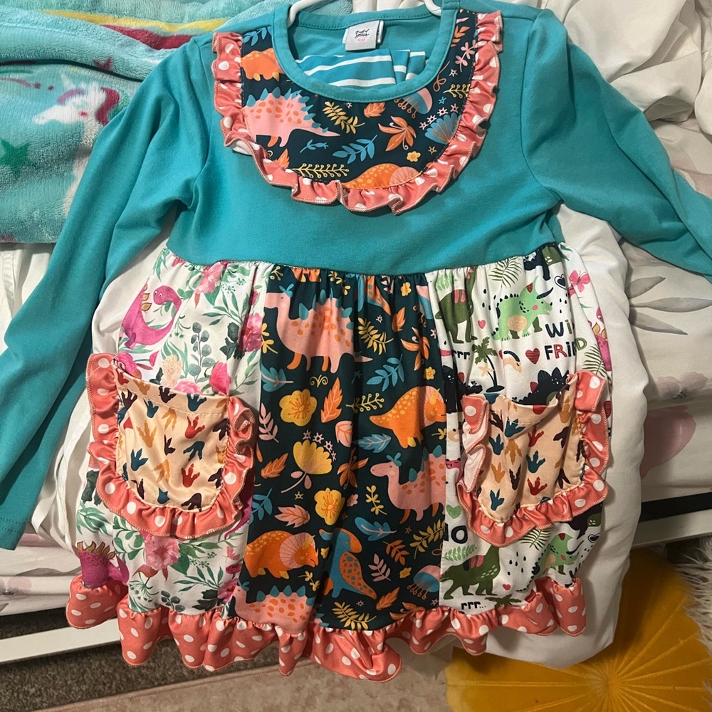 Girls dinosaur outfit